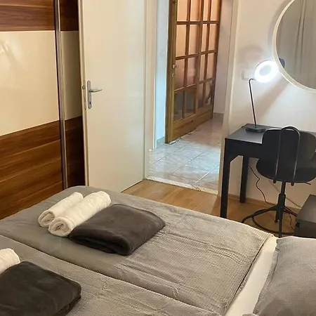Tribunj-seafront Juraj Apartamento *